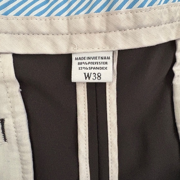 FootJoy Men's Classic Black Golf Shorts - Picture 2 of 6